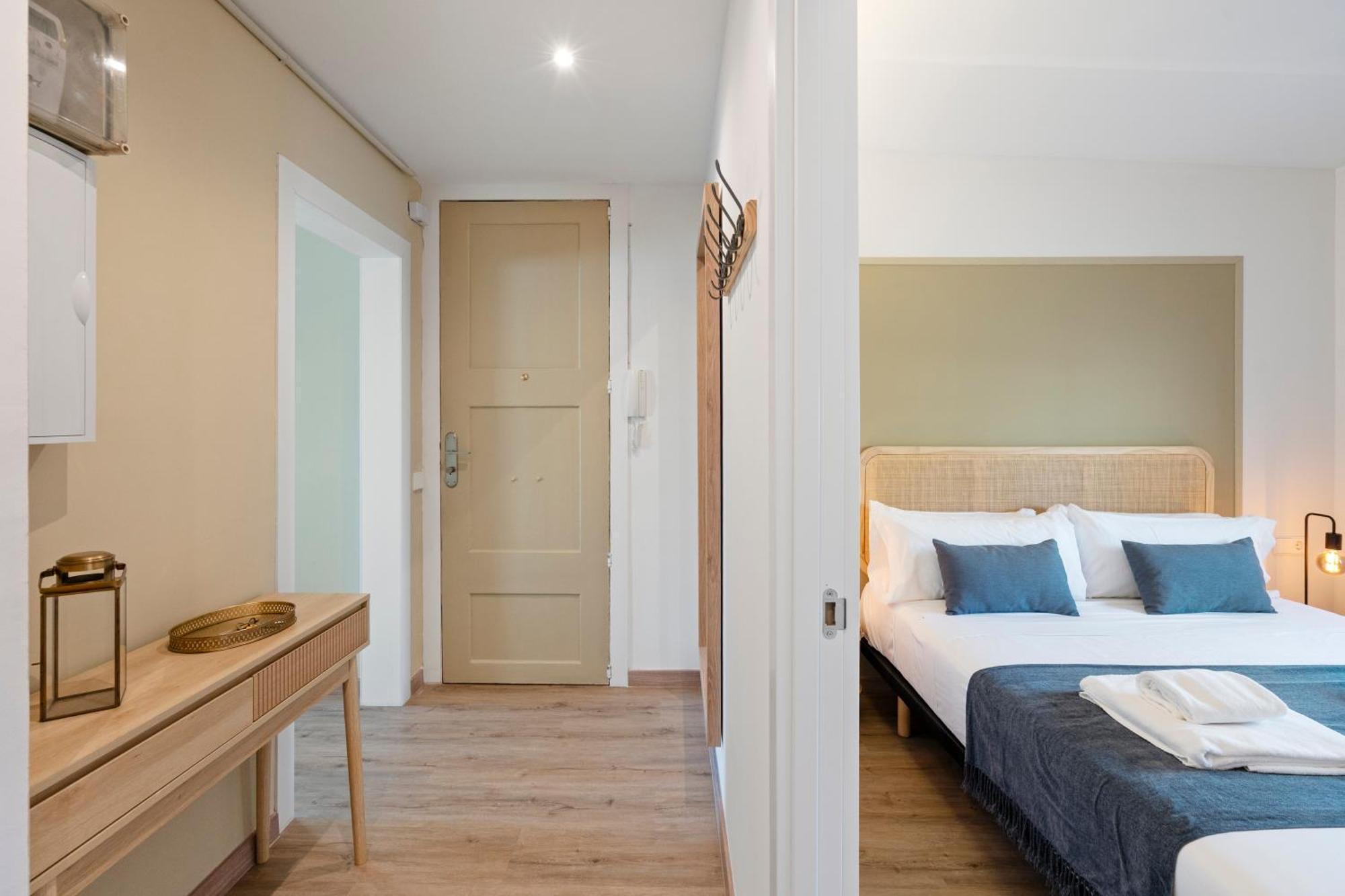 Flateli Pelayo H7 Appartement Barcelona